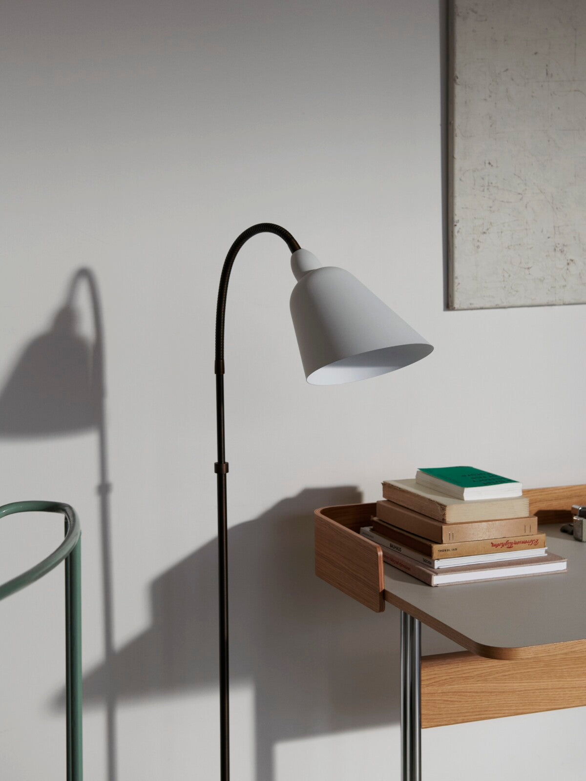 Lampadar Bellevue AJ7 - White & Bronzed Brass