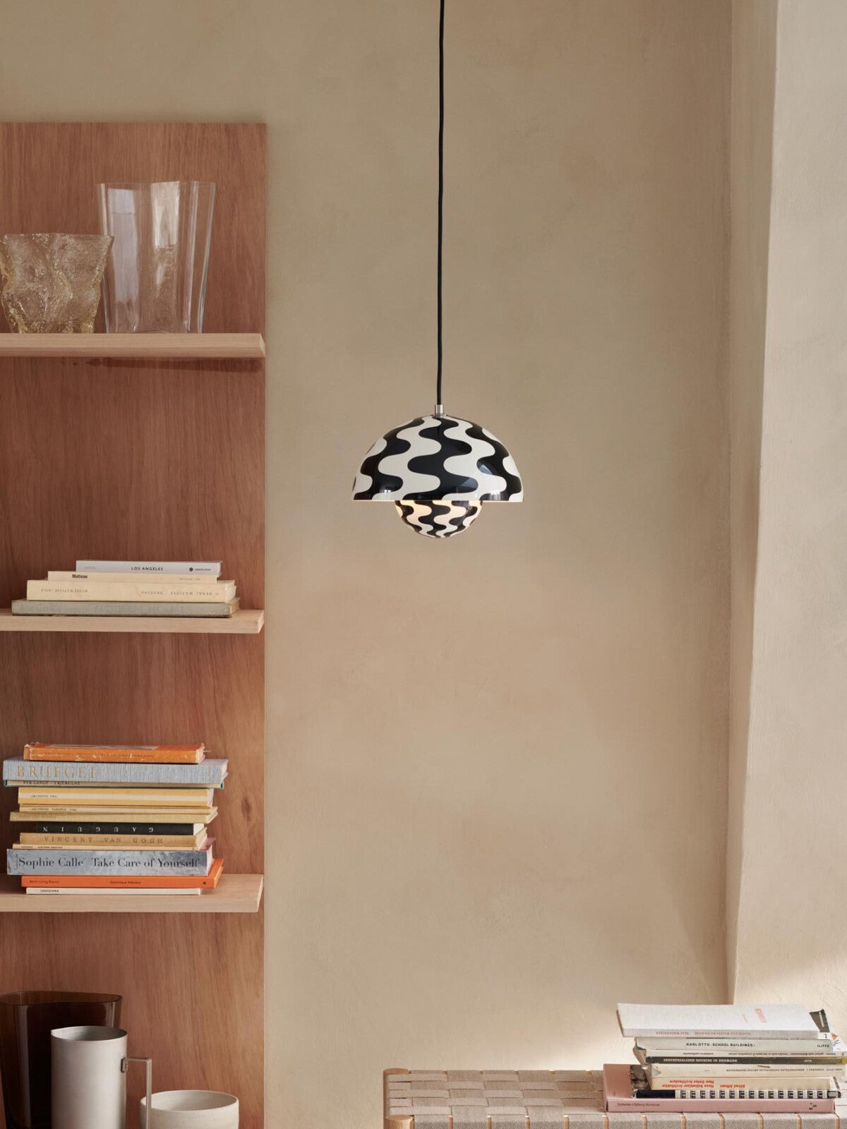 Flowerpot Pendant Small VP1 - Black & White Pattern