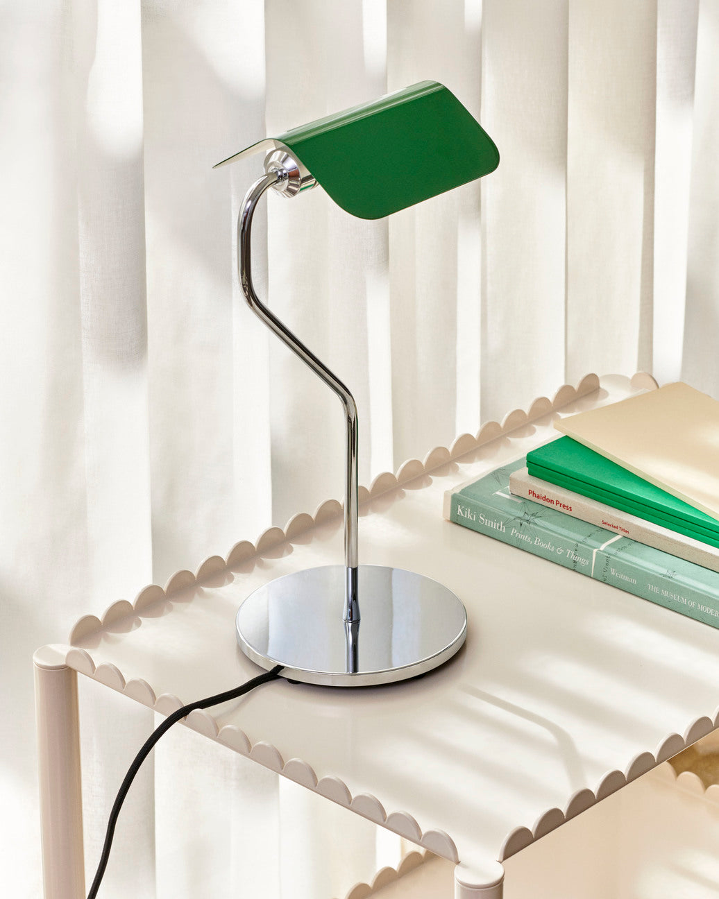 Apex Table Lamp - Emerald green