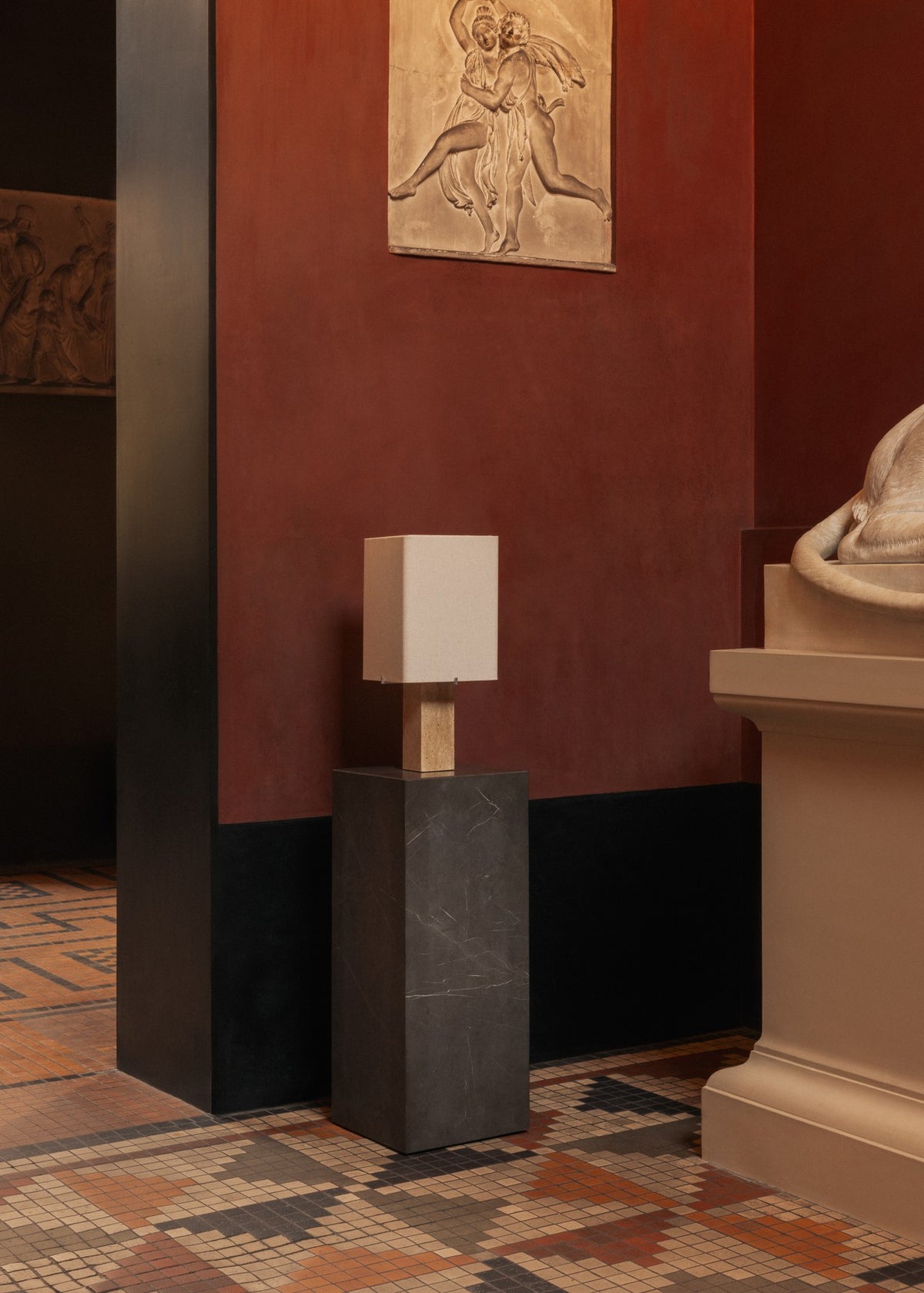 Piedestal Plinth - Marmură Nero Marquina
