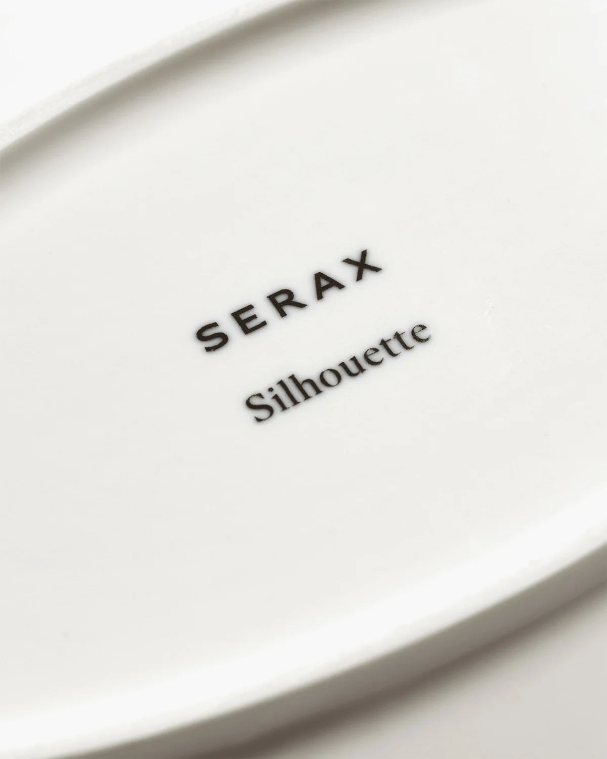 Silhouette Oval Plate L30 cm - Set of 4