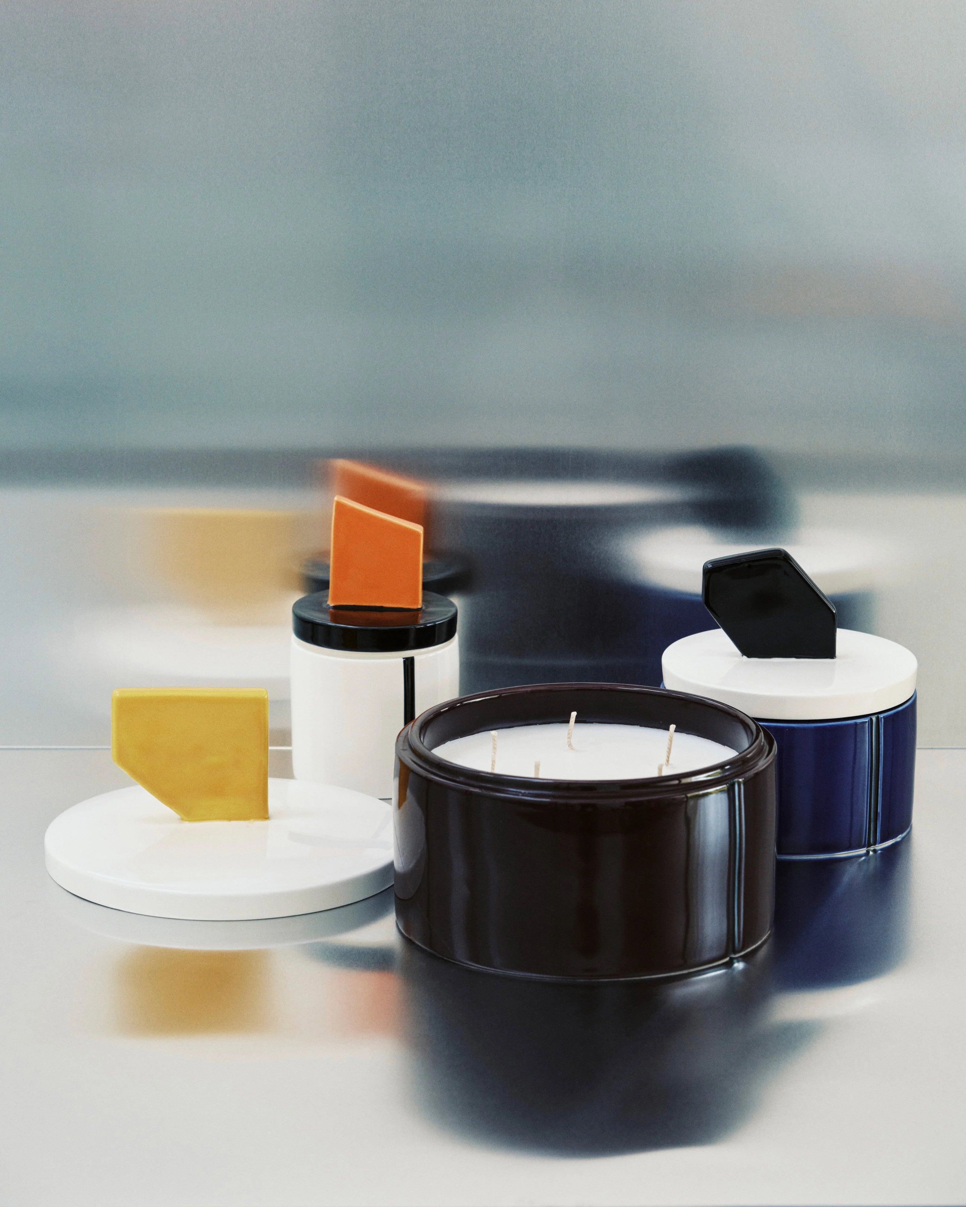 Scented candle M - black - orange Candela 02