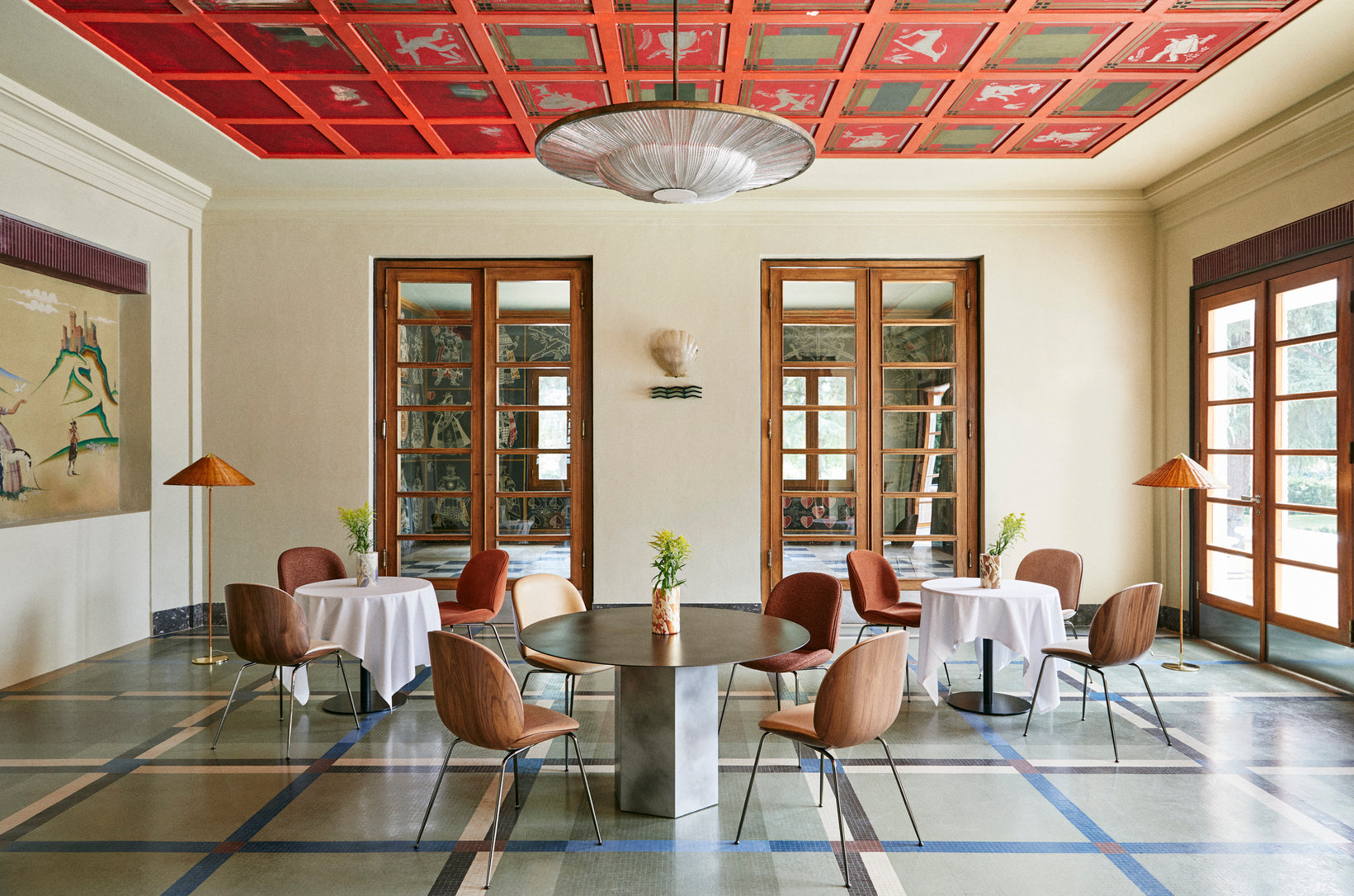 Epic Dining Table Round - Misty Gray Steel