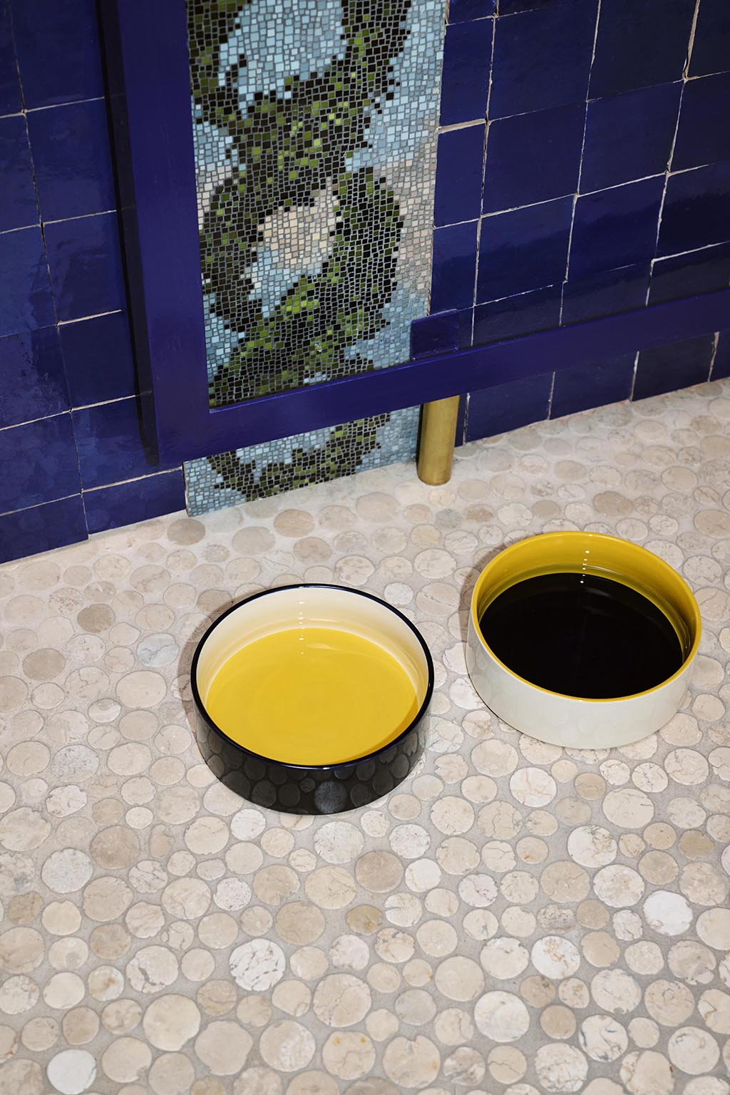 HAY Dogs Bowl Large - Yellow/Blue