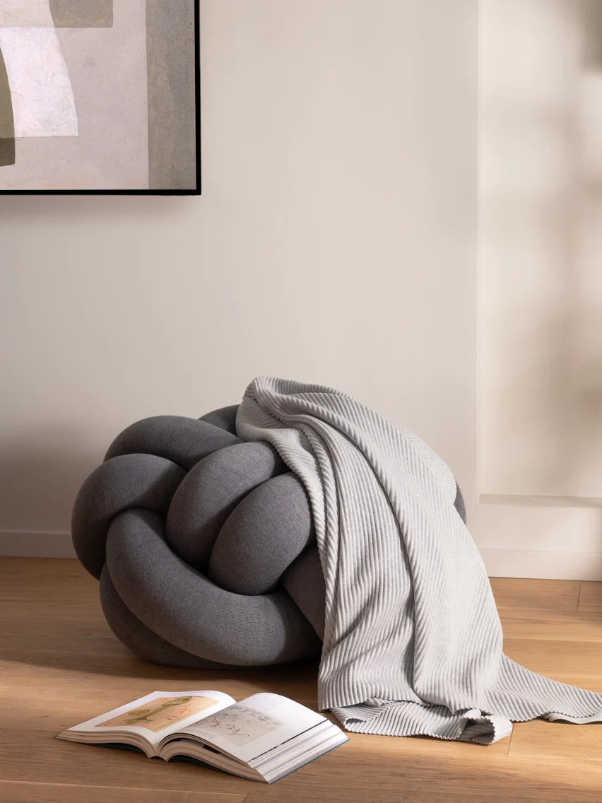Pleece Throw - Light Grey