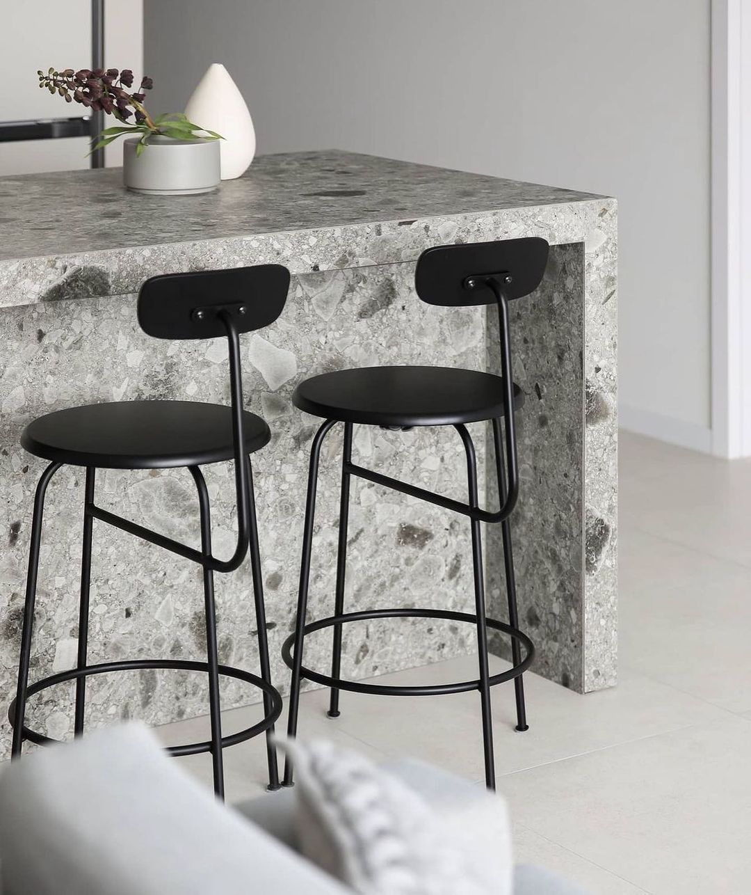 Scaun de bar / insulă Afteroom - MDF negru