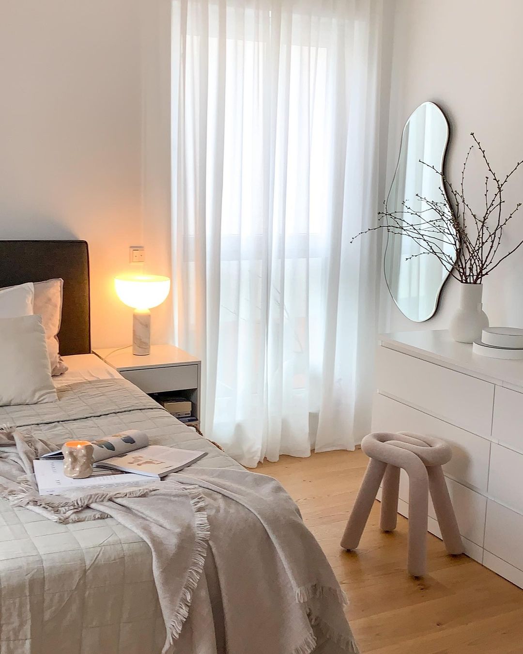 Taburet Bold - crem