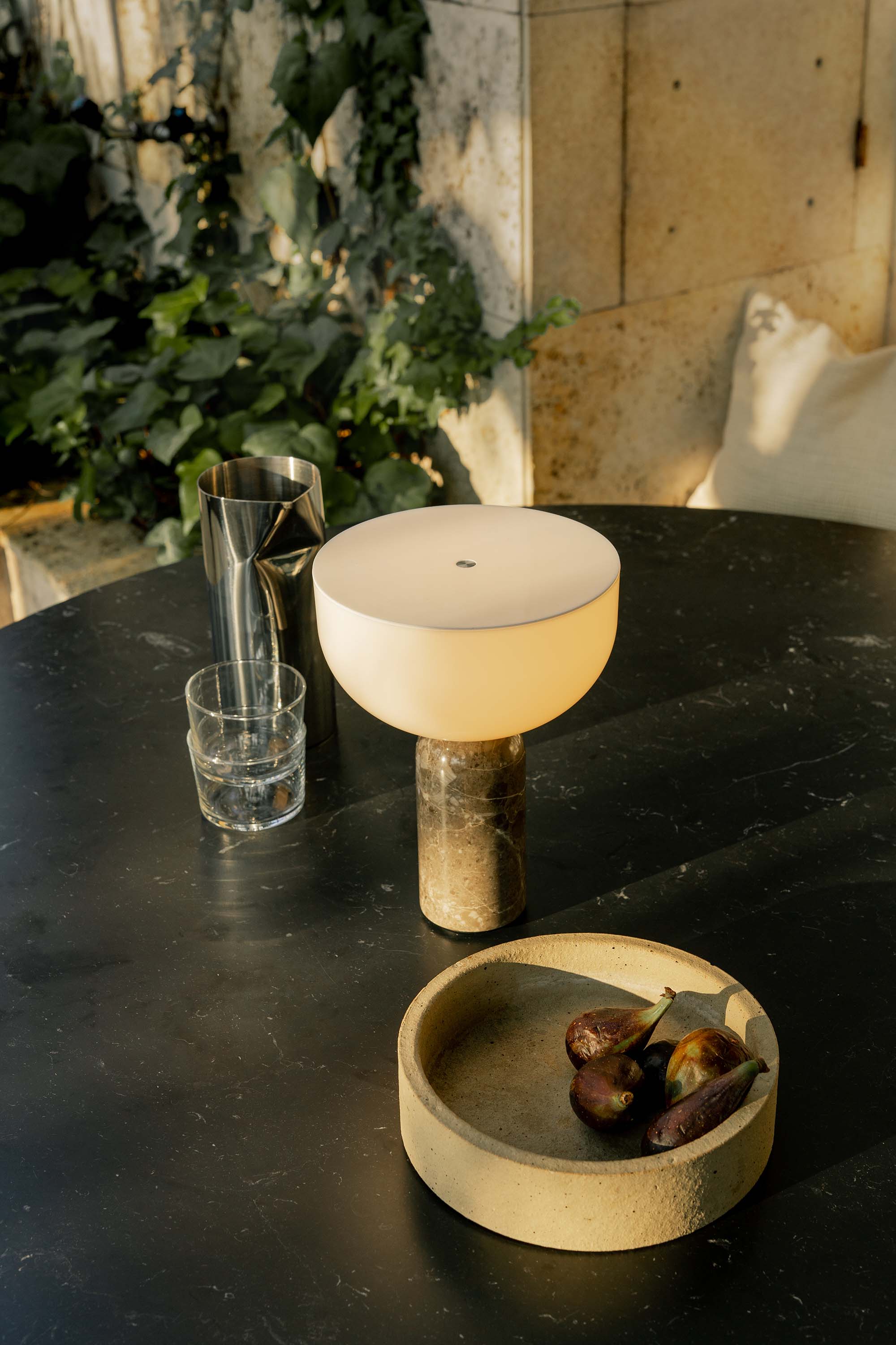 Kizu Portable Table Lamp - Gris du Marais Marble