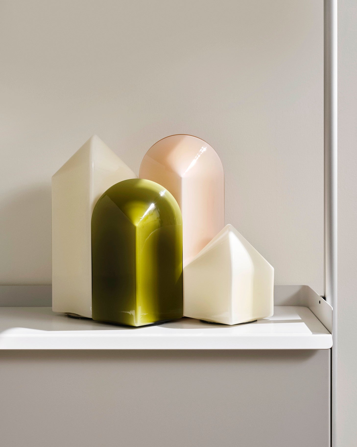 Parade Table Lamp 240 - Moss Green