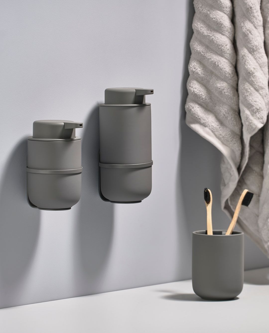 Zone Ume Toothbrush Mug Grey