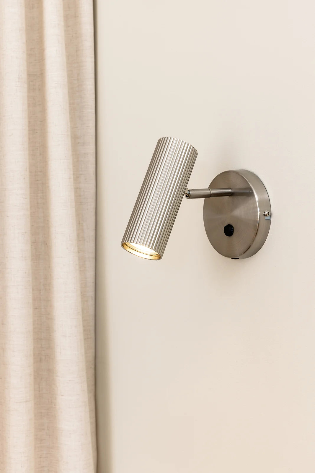 Wall Lamp Hubble – Brushed Steel