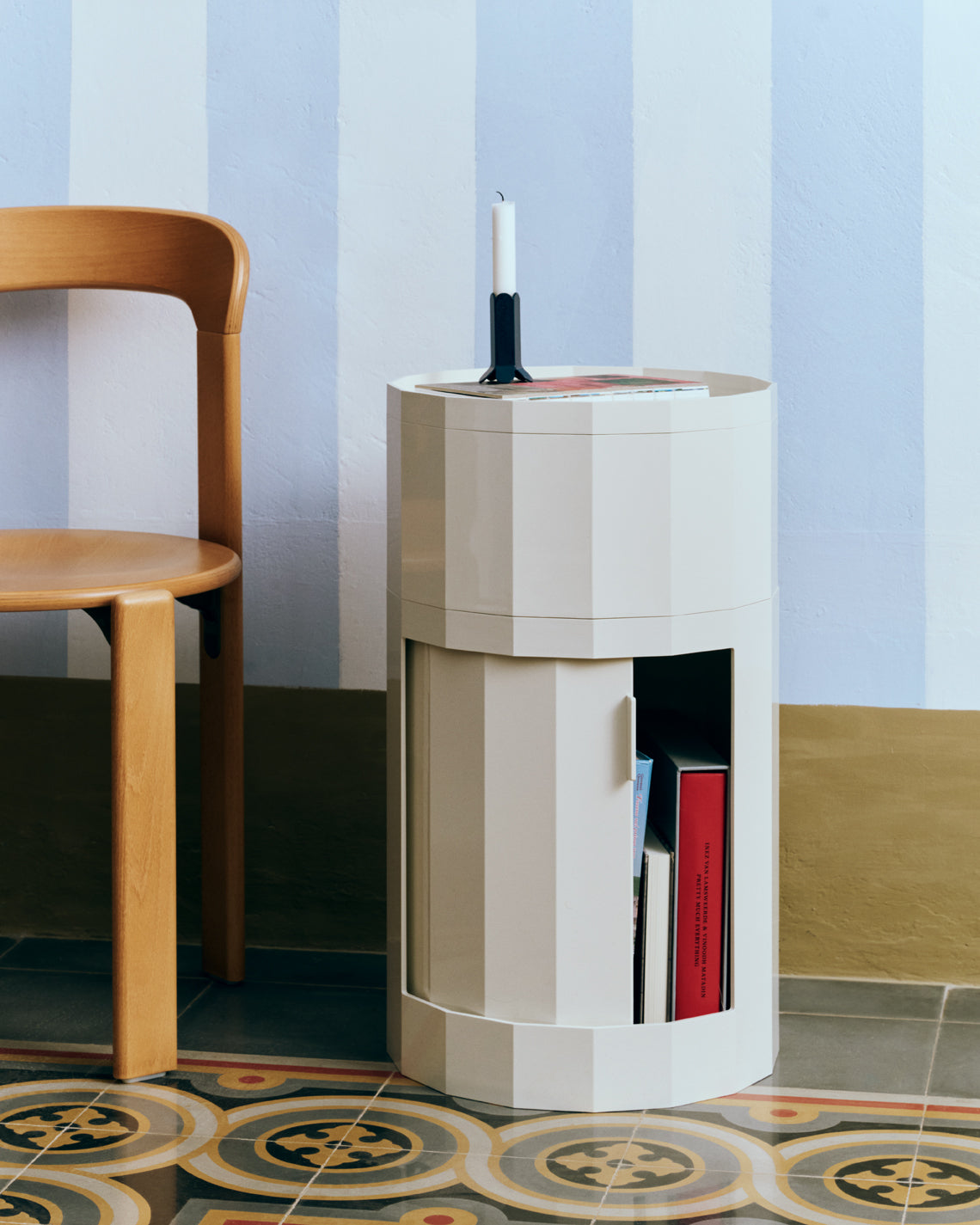 Facet Cabinet 101 incl. feet and castors - Misty Grey