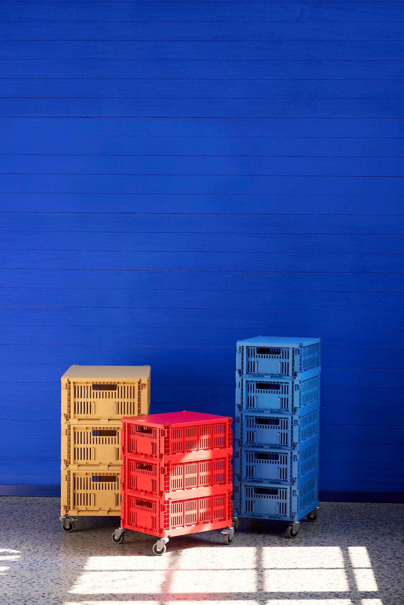 Colour Crate Lid Metal - Medium - Electric blue