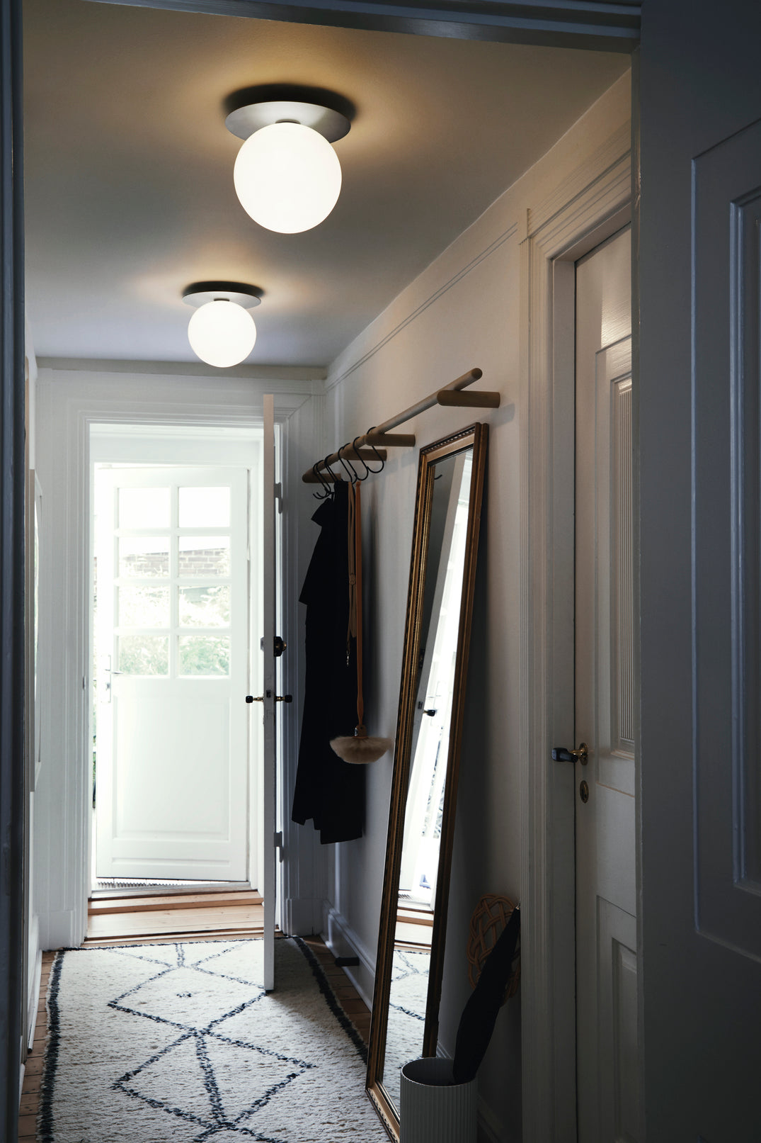 Aplica / Plafoniera Liila 1 -  Light Silver - Opal White