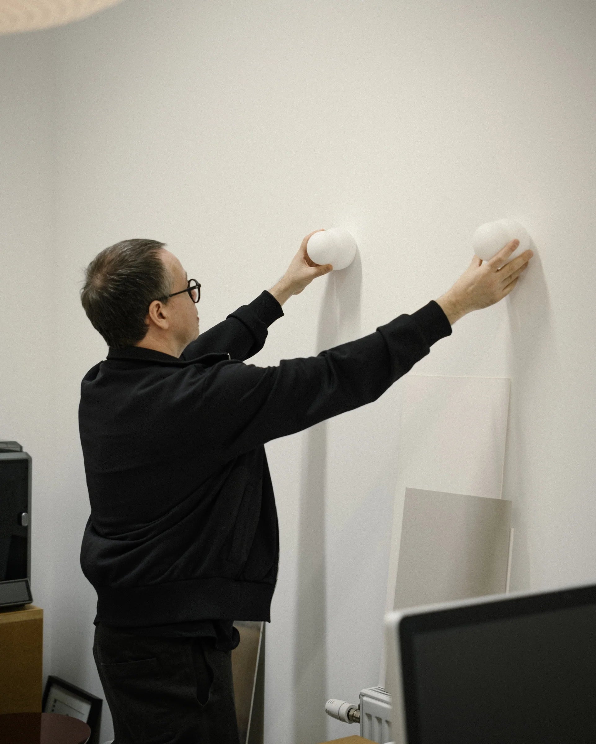 Fall 11 Wall Lamp - Opal