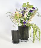 Folium Vase H20 - Black