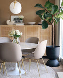 Hourglass Pot Medium - Black