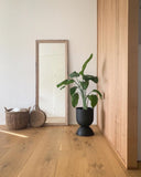 Hourglass Pot Small - Black