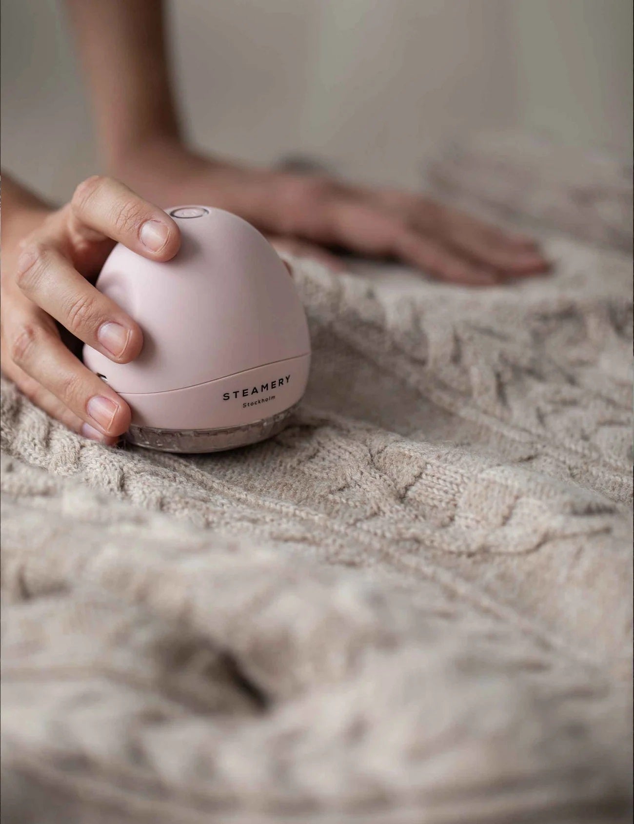 Pilo Fabric Shaver - Pink